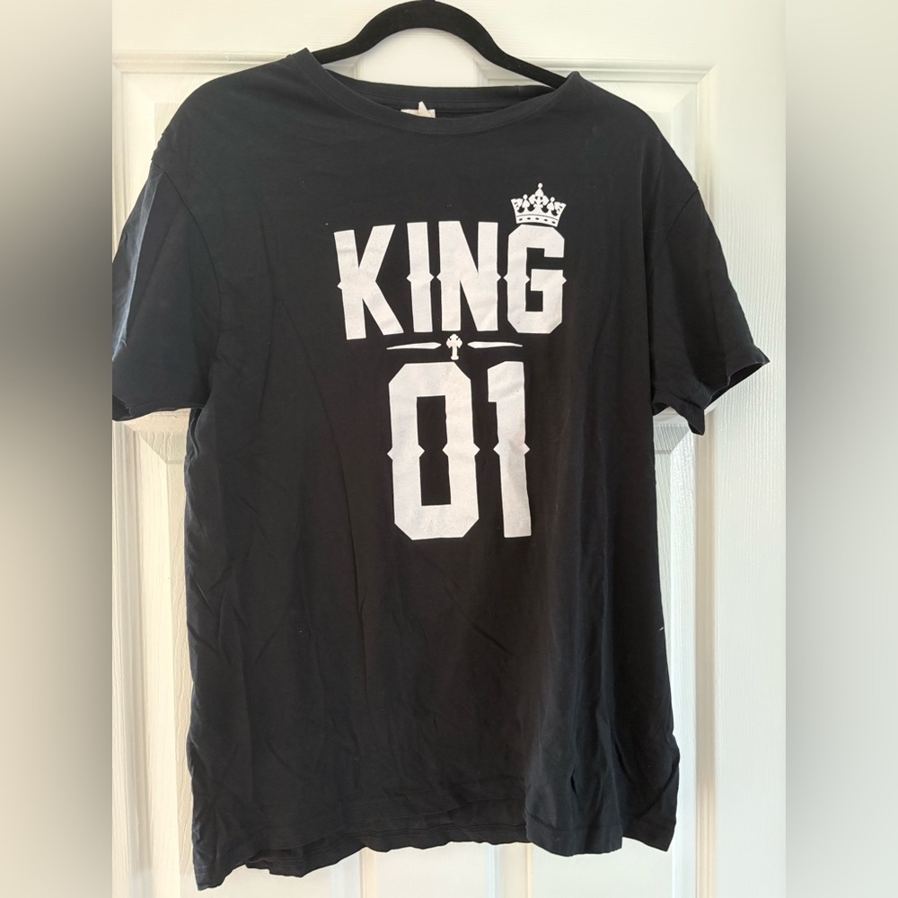 Black Graphic Tee - King 01